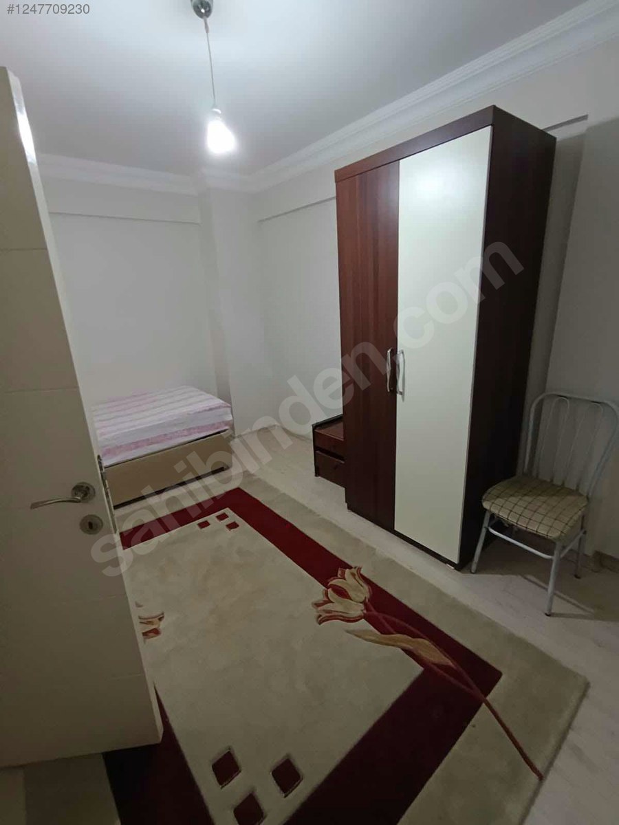 PUSULA EMLAKTAN ÜNİVERSİTE CİVARINDA EŞYASIZ 3+1 STÜDYO TERASLI - KİLİS MERKEZ fotoğraf 4