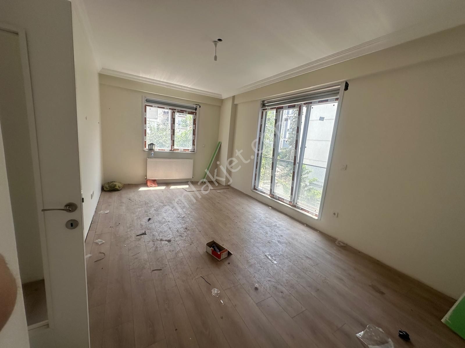 Baki Emlaktan Orhantepede 2+1 Geniş Daire - İSTANBUL KARTAL fotoğraf 3