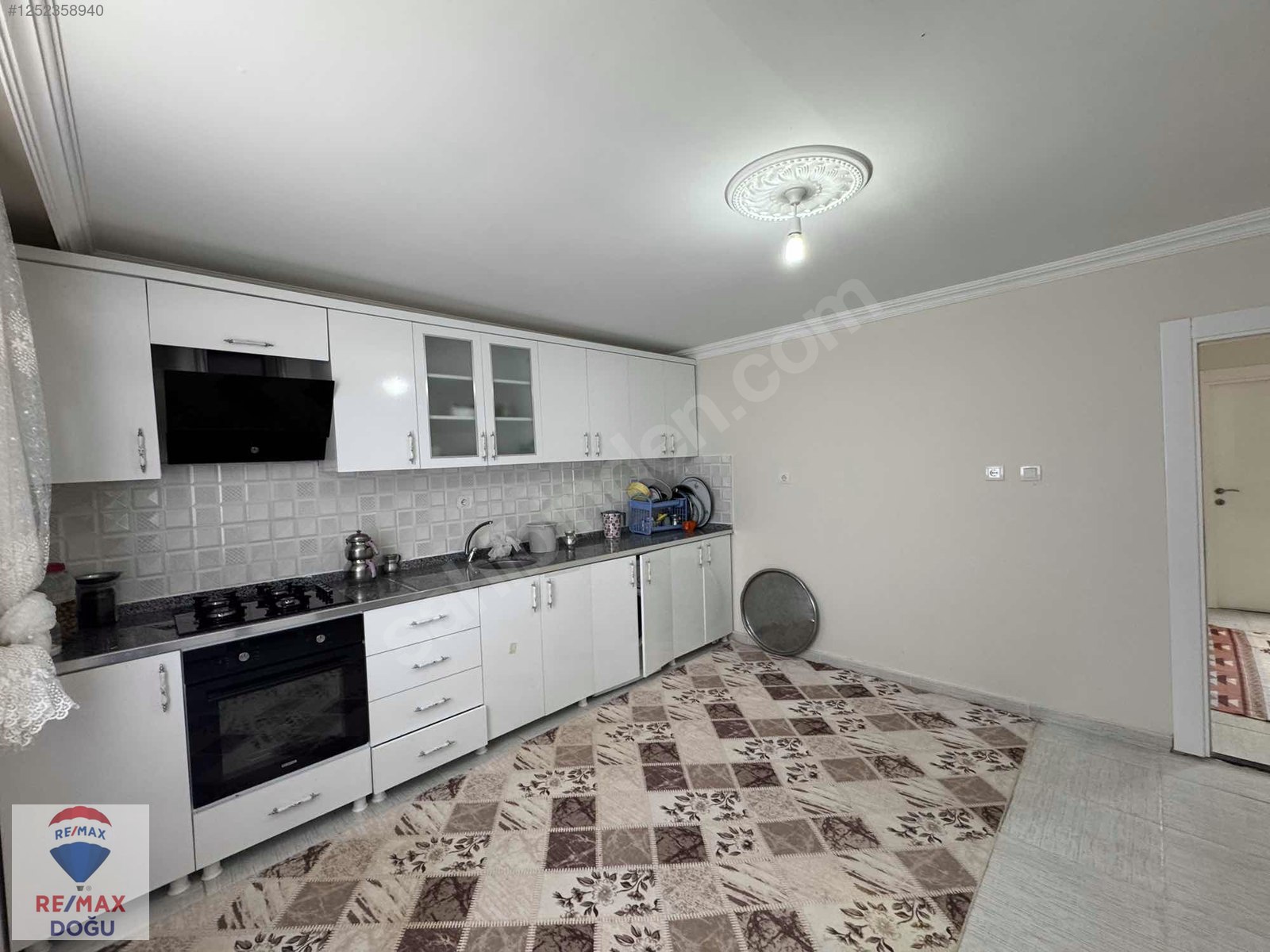 REMAX DOĞUDAN GEZİNDE SATILIK 2.500 M2 BAHÇELİ EV - ELAZIĞ MADEN fotoğraf 7