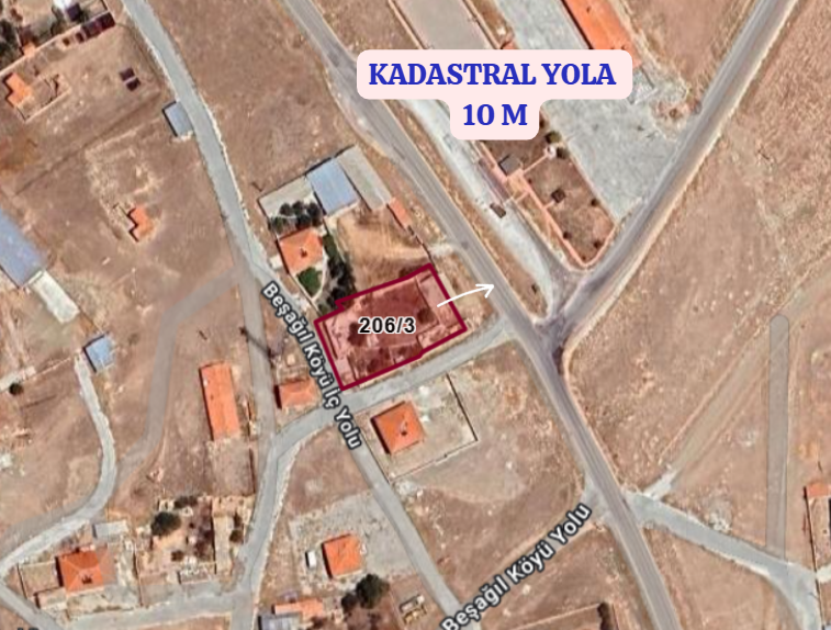 KONYA KARATAY BEŞAĞIL  KÖYÜNDE 1.081 M² AVLULU KERPİÇ EV SATILIKTIR - KONYA KARATAY fotoğraf 3