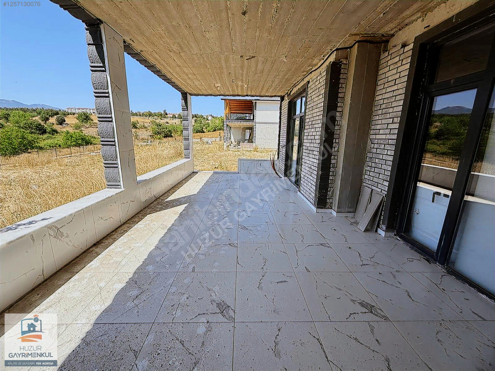YAZIKÖY SATILIK 3+1 230m2 TABAN OTURUMU OLAN VİLLA - KARABÜK SAFRANBOLU fotoğraf 6