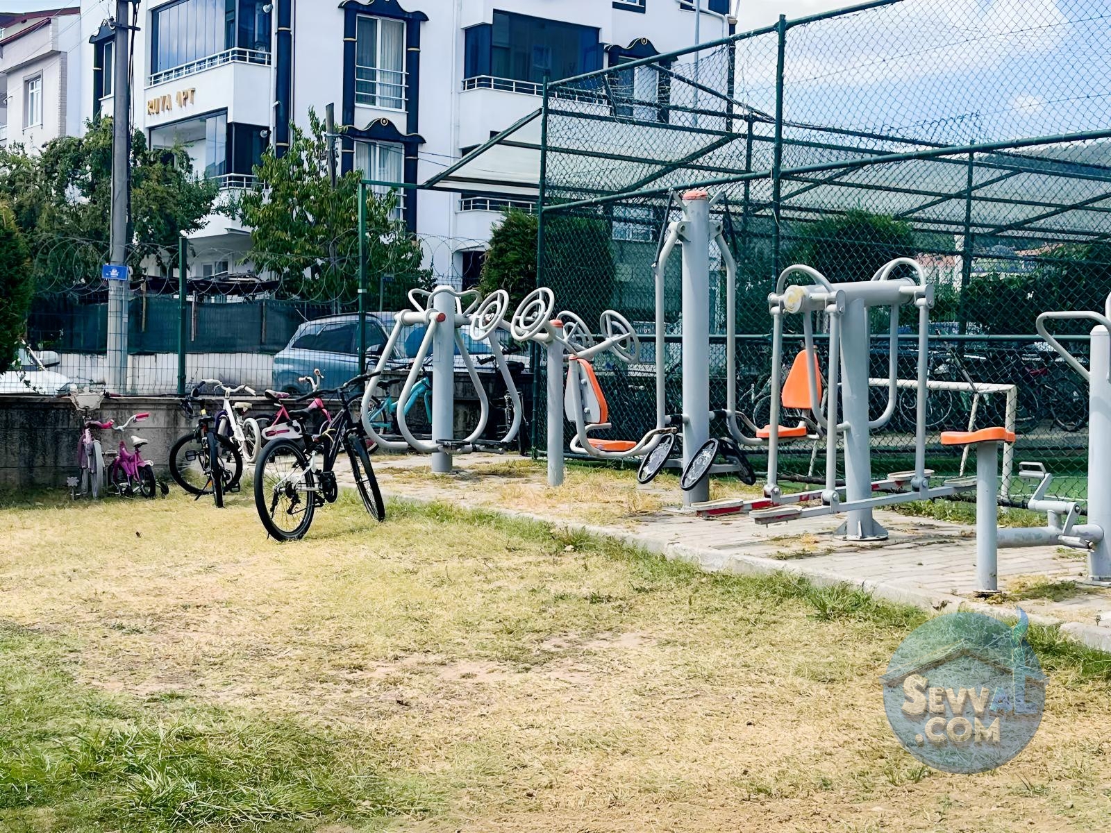 ENKA'DAN KÖRFEZKENT KAVANİUM SİTESİNDE FUL EŞYALI 1+1 ARAKAT - Kocaeli Körfez fotoğraf 5