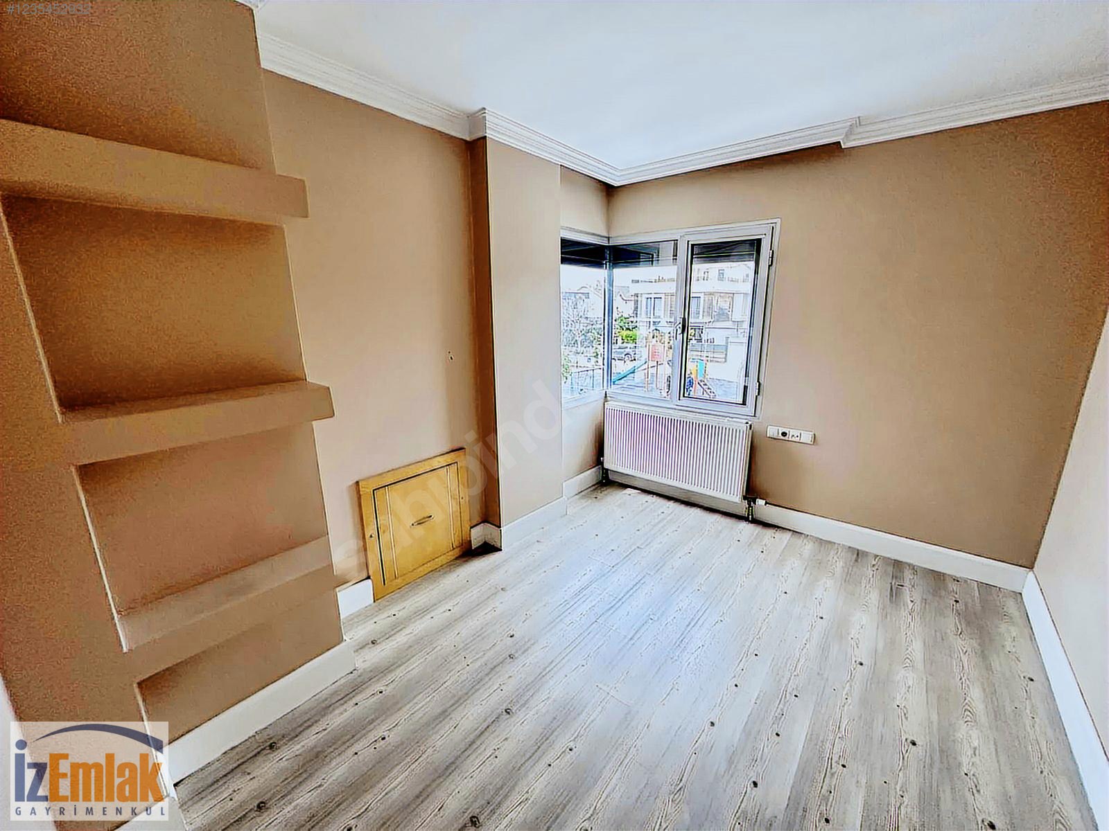 İz Emlak Forum'un Hemen Yanında Sitede 4+2 Bakımlı Villa - İZMİR BORNOVA fotoğraf 8