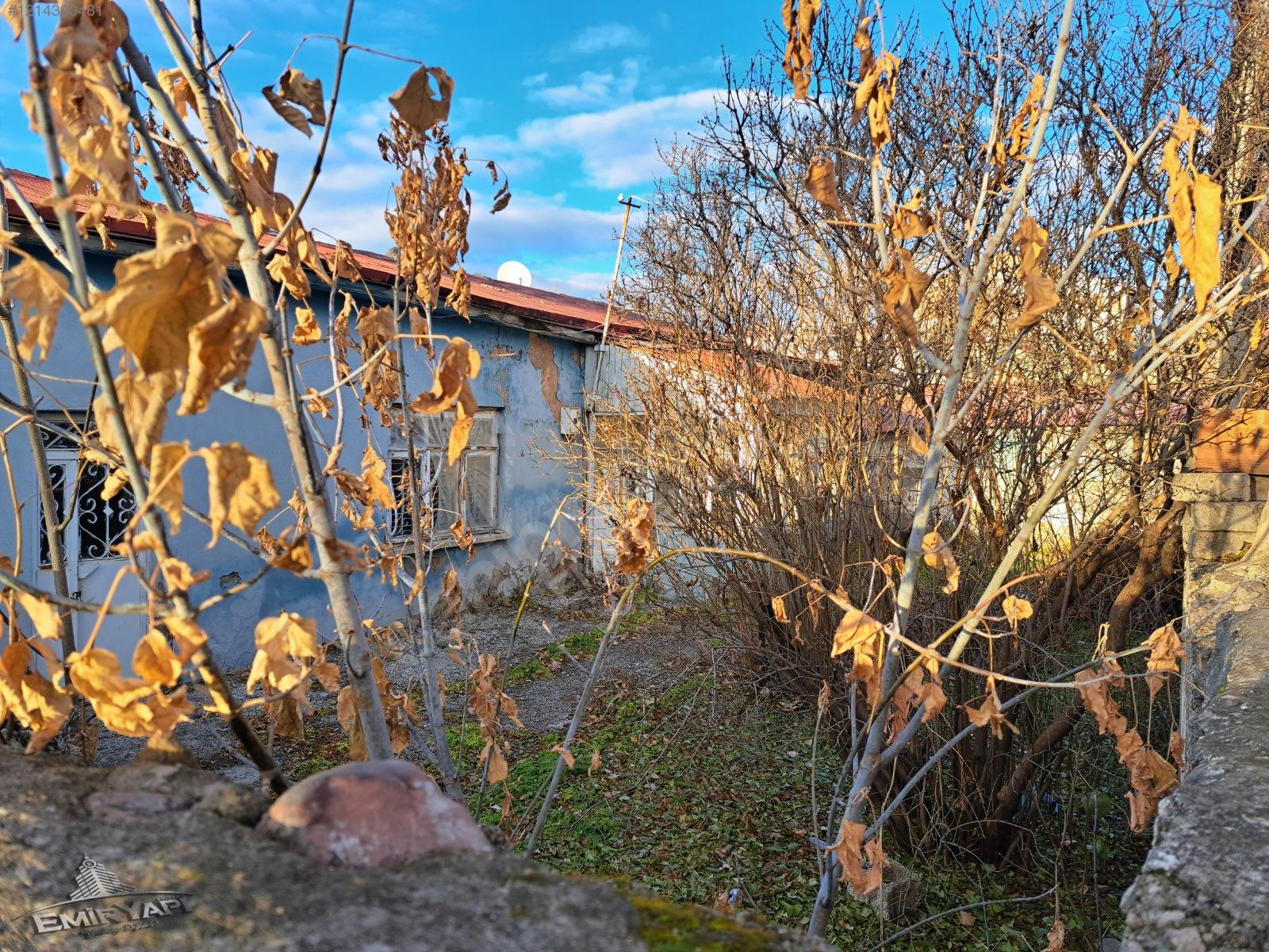 EMİR EMLAK GAYRİMENKULDEN SATILIK 216M2 4 KAT İMARLI MÜSTAKİL EV - KARS MERKEZ fotoğraf 8