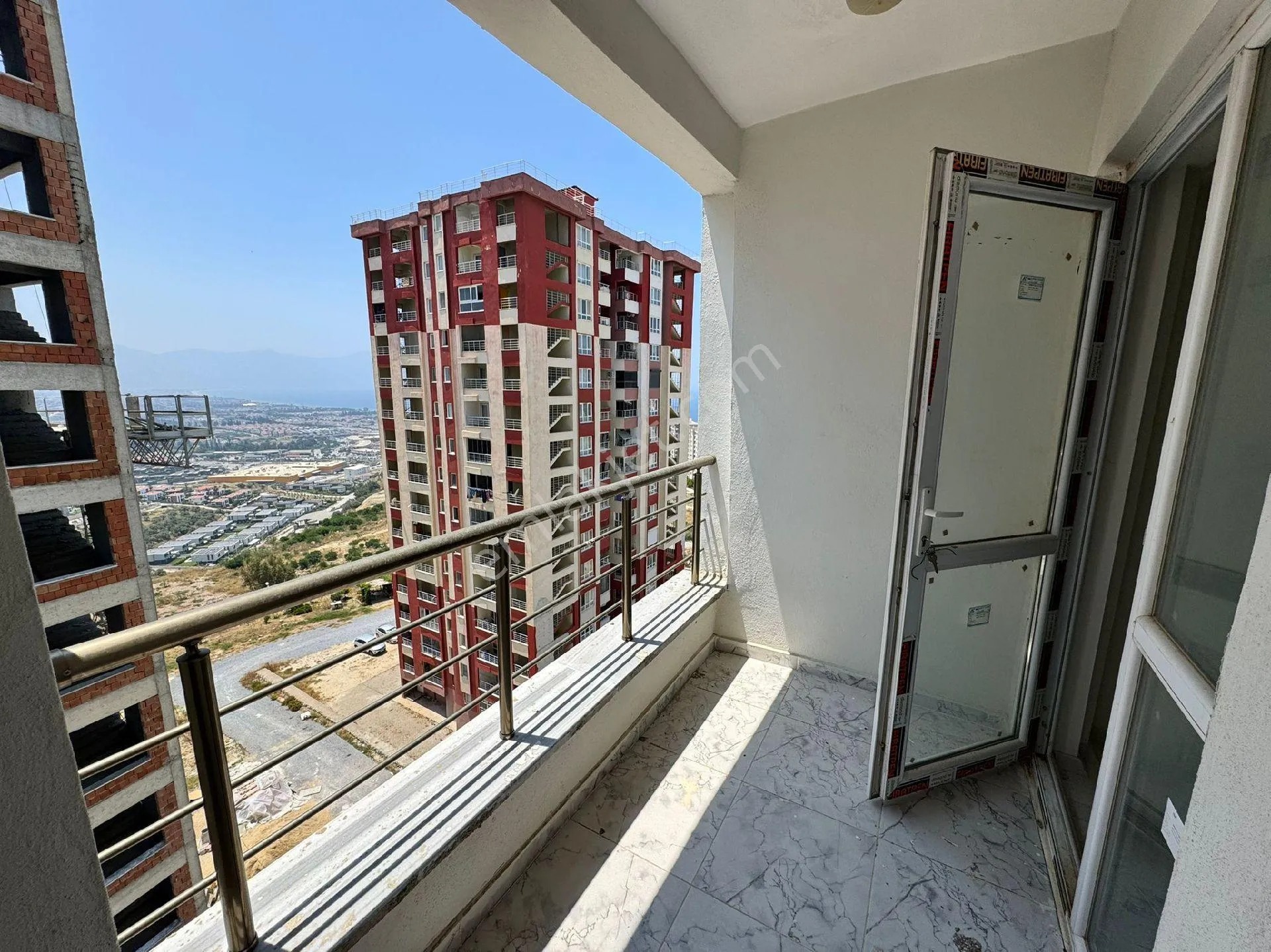 Aydın Kuşadası'nda 2+1 Daire Satılık - AYDIN KUŞADASI fotoğraf 12