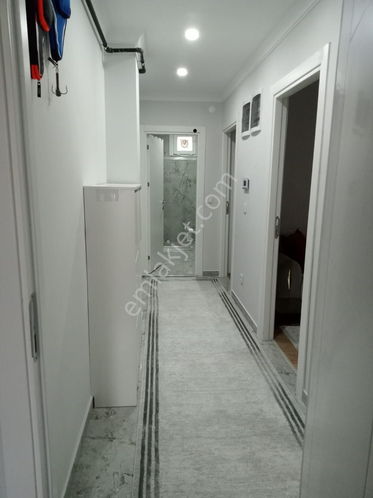 Baki Emlaktan Esentepede 2+1 Bır Yıllık Bınada - İSTANBUL KARTAL fotoğraf 5
