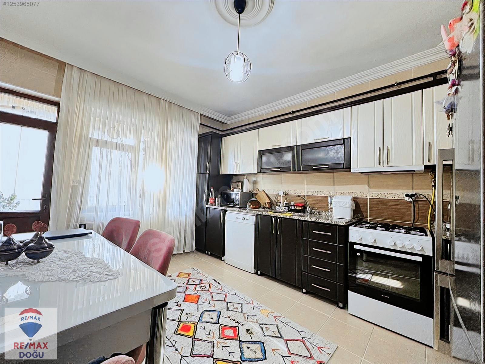REMAX DOĞU ABDULLAHPAŞA MAH.ÖNÜ AÇIK SİTE İÇİNDE SATILIK DAİRE - ELAZIĞ MERKEZ fotoğraf 4