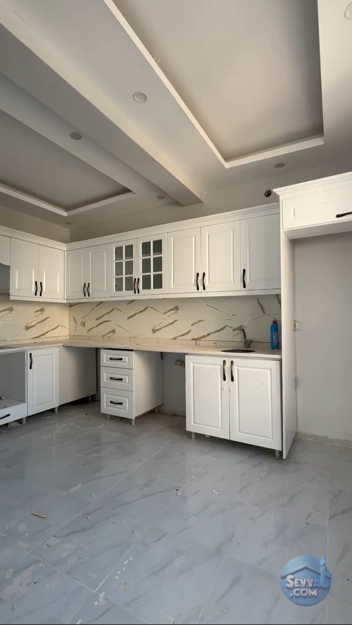 DEVTEŞTİ MAH. ÜST KAT 3. KAT 3 ODALI 100 m2 ARKA CEPHE SIFIR DENGİNDE  - ŞANLIURFA HALİLİYE fotoğraf 4