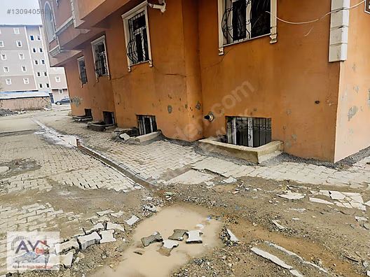 Abide Mahallesi'nde Satılık 1+1 Daire - 70m² - AĞRI MERKEZ fotoğraf 5