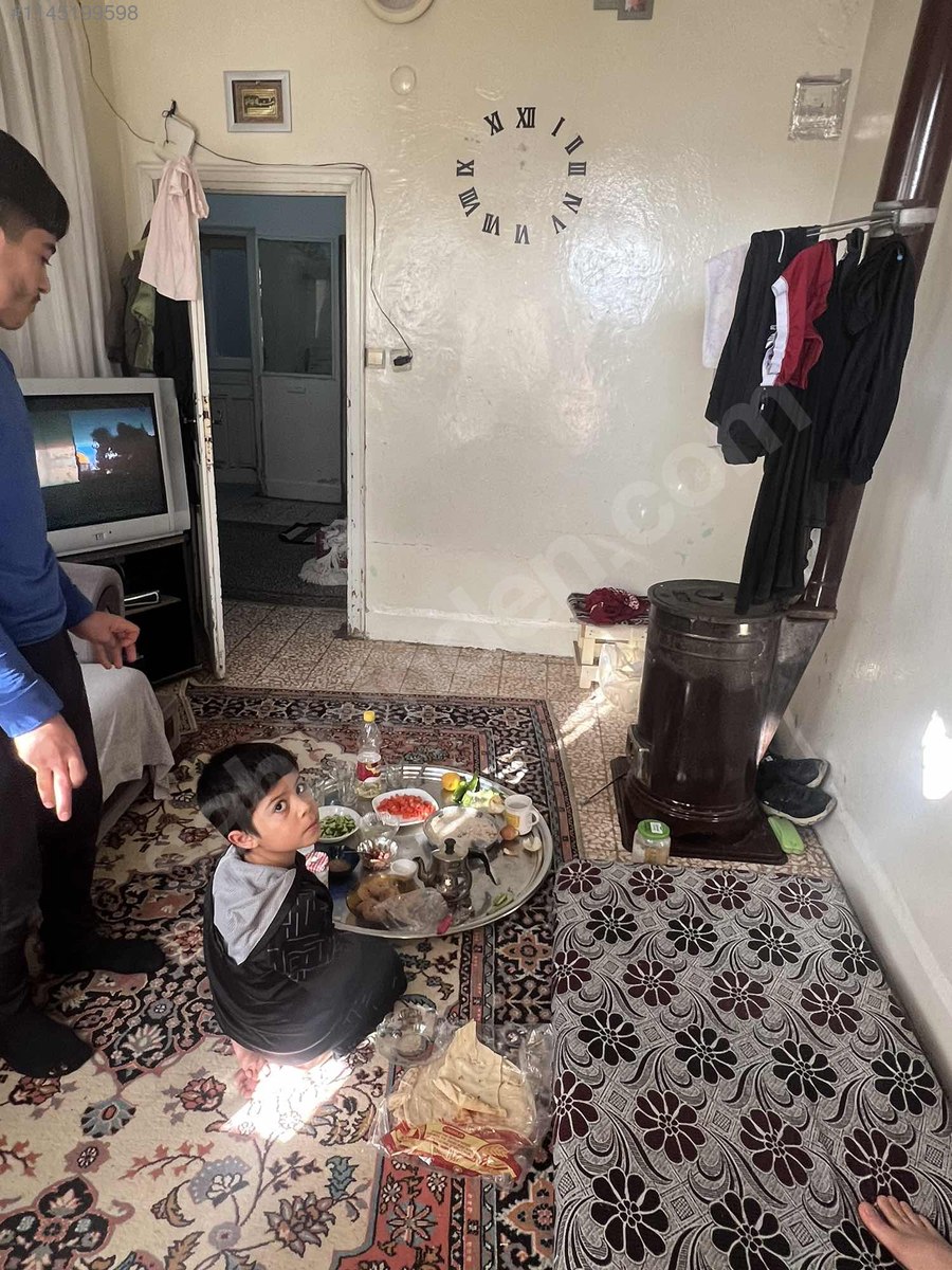 PUSULA EMLAKTAN KARATAŞ DA DÜKKAN+DAİRE+TERAS KOMPLE SATILIK - KİLİS MERKEZ fotoğraf 8