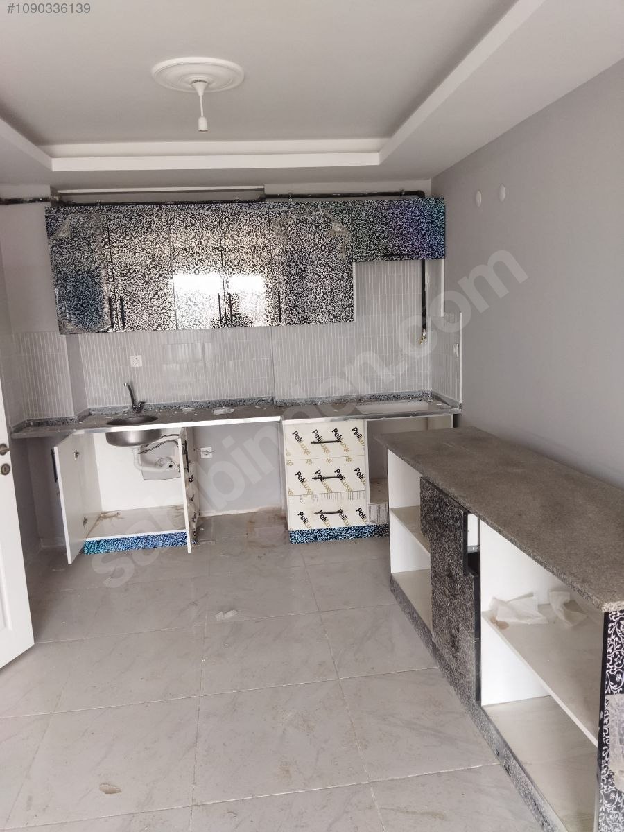 sahibinden ana yola cepheli araç takaslı - YALOVA ALTINOVA fotoğraf 4