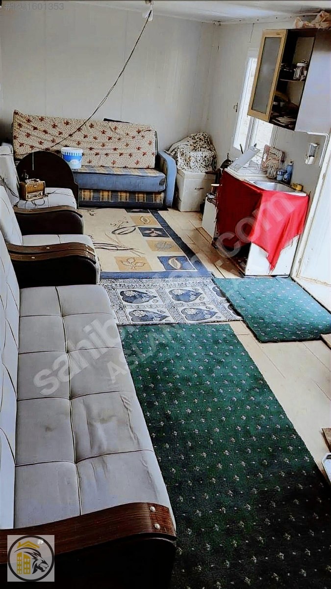 ASLAN EMLAK'TAN SATILIK 6770 M2 ÜZERİNDE KONTEYNERLİ TARLA - KÜTAHYA MERKEZ fotoğraf 3