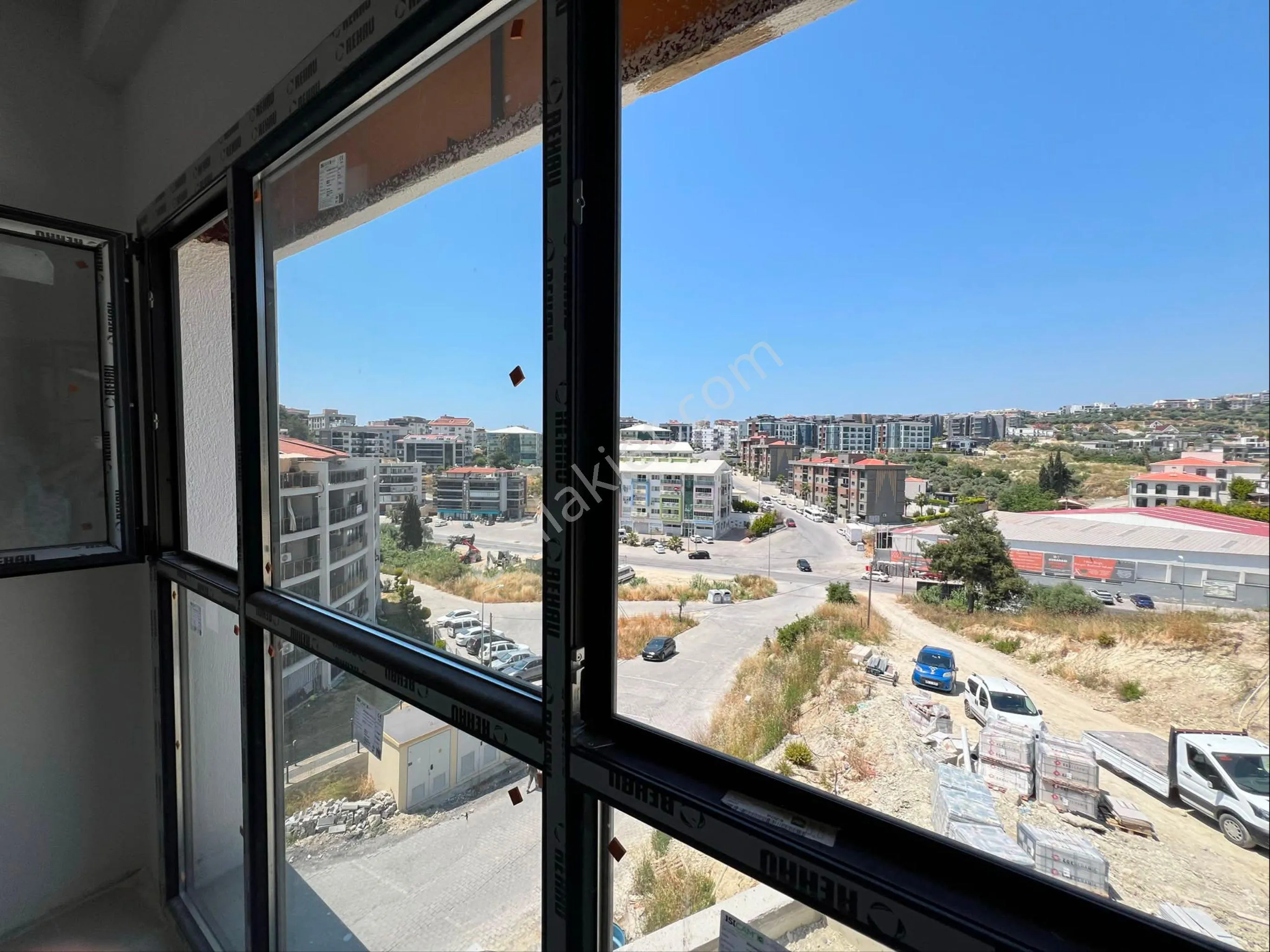 Kuşadası Merkezde Satılık Sıfır Arakat 1+1 Daire - AYDIN KUŞADASI fotoğraf 16