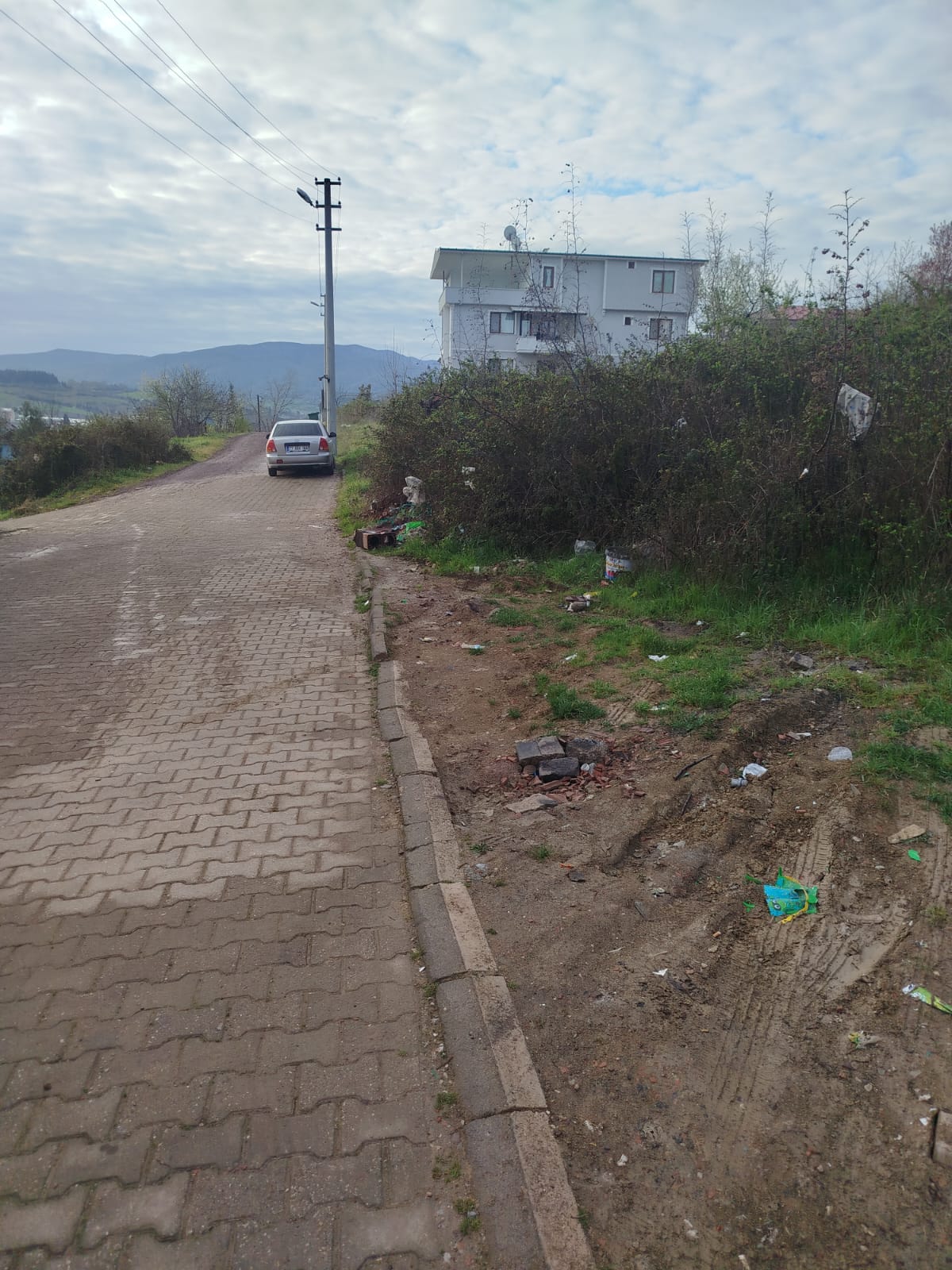 345metre kare imarlı satılık arsa - YALOVA MERKEZ fotoğraf 9