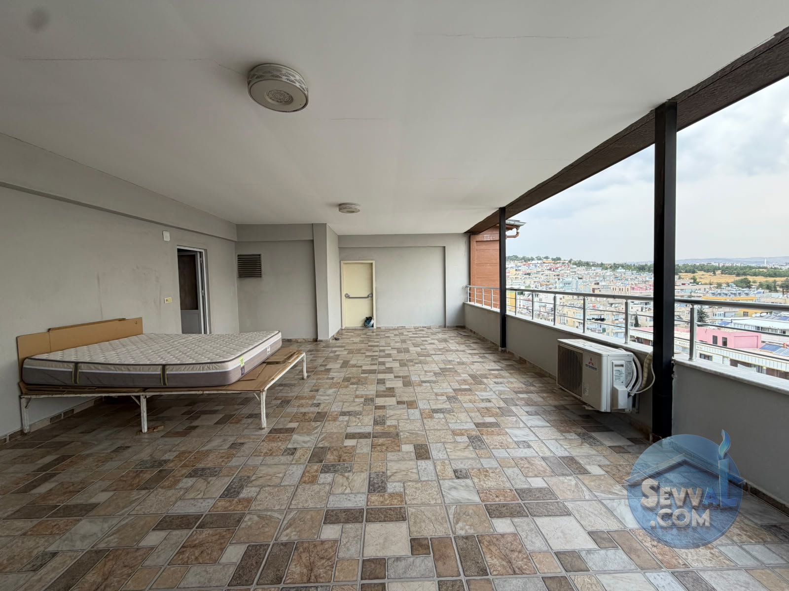  AHMET ERSEVEN MAH. KARAAĞAÇ SİTESİNDE 12. KAT 4+1 ODALI 400 m2 İÇİ FULL YAPILI  - ŞANLIURFA HALİLİYE fotoğraf 5