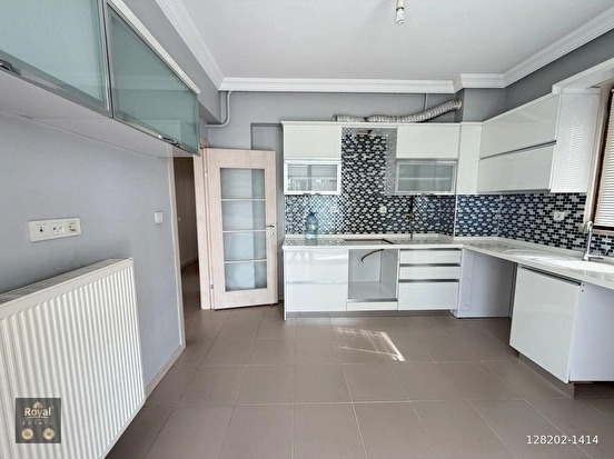 ROYAL EMLAKTAN HACILAR MEYDANINDA SATILIK 3+1FIRSAT DAİRE - AMASYA MERKEZ fotoğraf 4