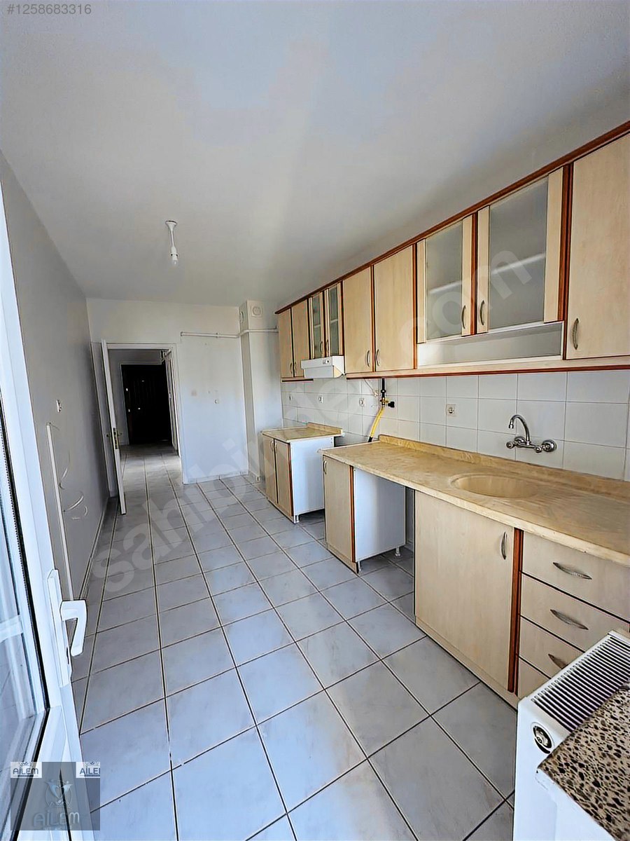 TINAZPEDE TRAMVAY DURAĞI YANI SATILIK 3+1 DAİRE TEMİZ BOŞ DAİRE - KAYSERİ MELİKGAZİ fotoğraf 3