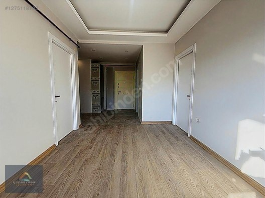 KURTKÖY DE SİTE İÇERİSİNDE SATILIK 2+1 DAİRE // METRO YANI // - İSTANBUL PENDİK fotoğraf 3