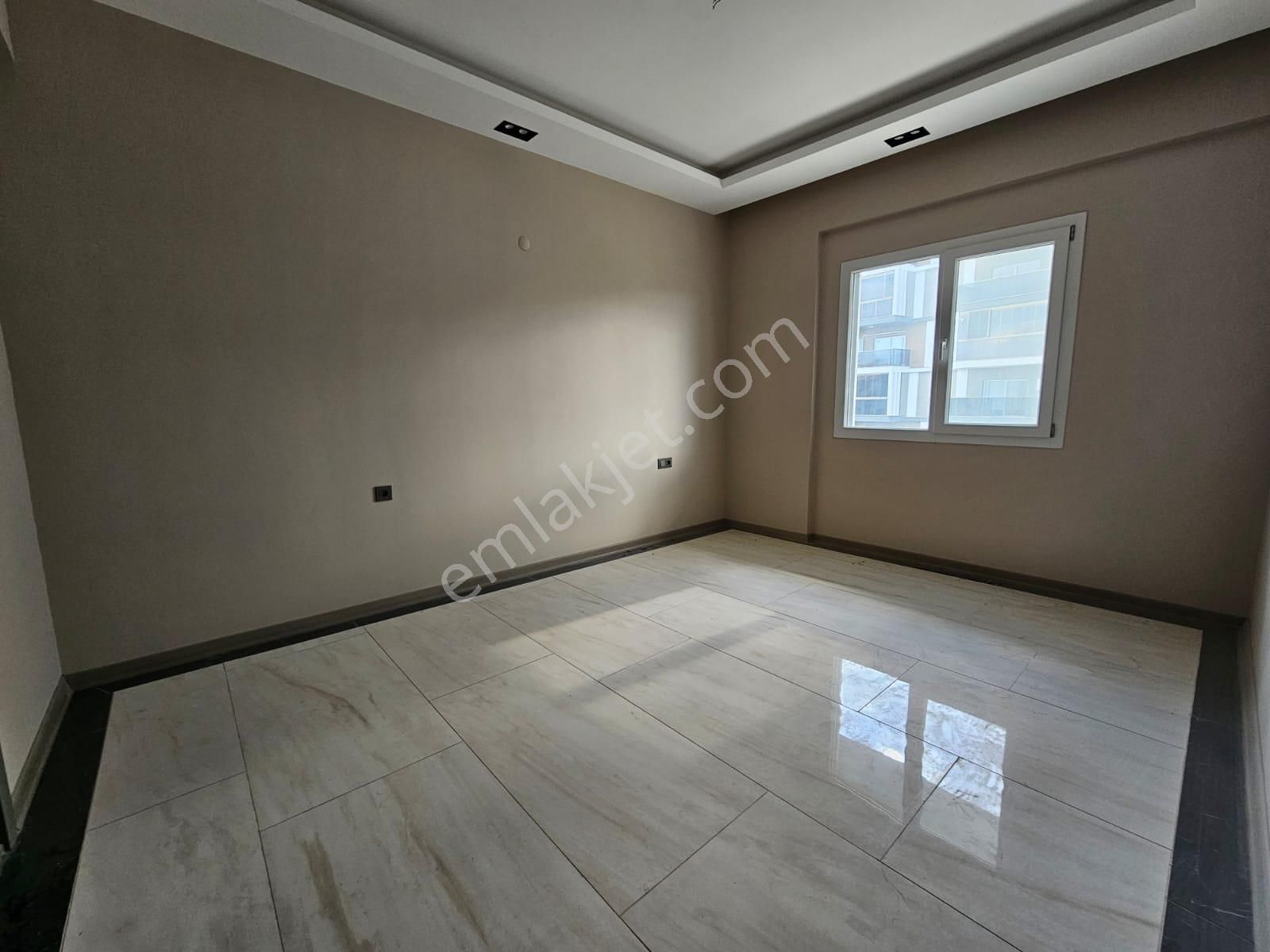 Kuşadası Değermendere Mh.de Havuzlu Site İçersinde Deniz Manzaralı 3+1 Daire - AYDIN KUŞADASI fotoğraf 2