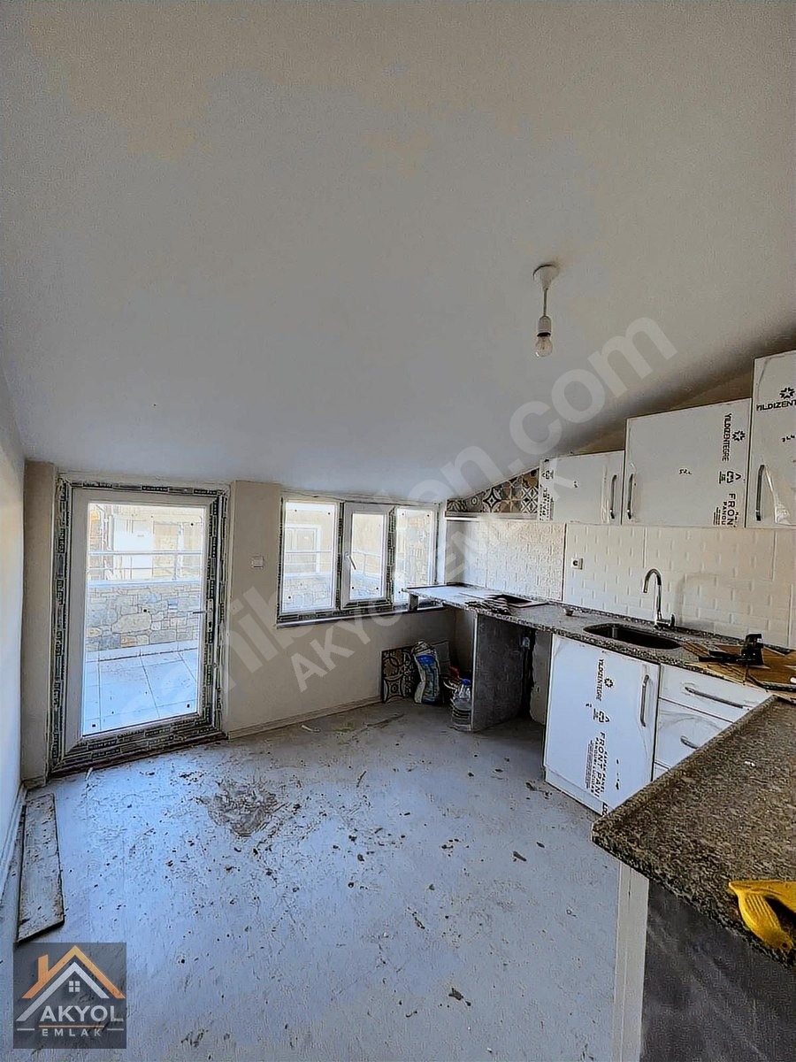 ^^AKYOL EMLAKTAN MOYMUL MAHALLESİNDE 6+2 DUBLEKS DAİRE^^ - KÜTAHYA TAVŞANLI fotoğraf 15