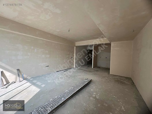 KÖROĞLU 'DAN SELİMİYE CAMİ YANINDA 2+1 OTOPARKLI ARA KAT - İSTANBUL ÜSKÜDAR fotoğraf 2