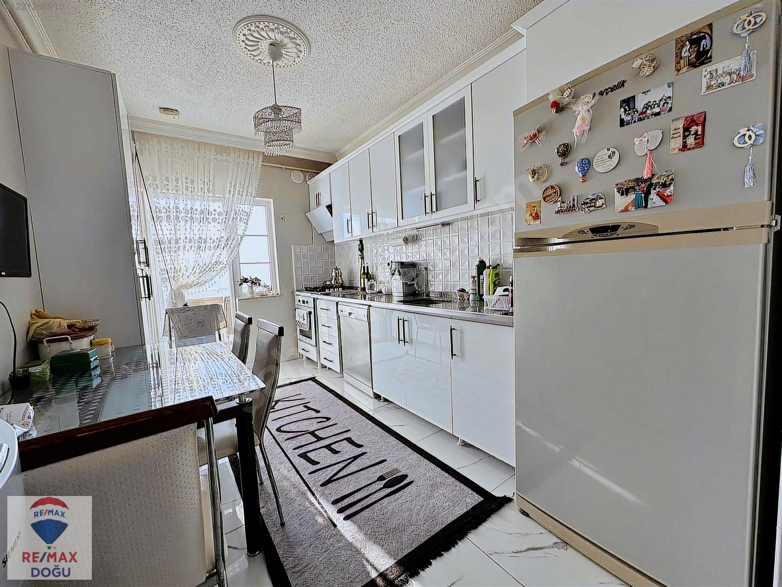 REMAX DOĞU DAN İÇİ YAPILI HARİKA MANZARALI SATILIK 3+1 - ELAZIĞ MERKEZ fotoğraf 6