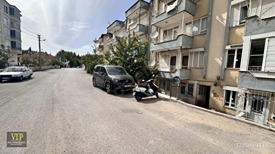 VİP GAYRİMENKUL'den YENİ MAH.DÖNER KAVŞAKTA GİRİŞ KAT 3+1 DAİRE - ANTALYA ELMALI fotoğraf 3