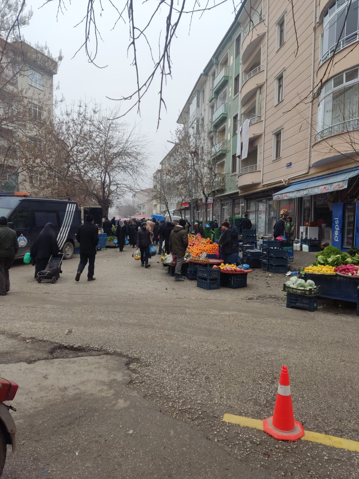 ELAZIĞ KONUMU MÜKEMMEL CUMA PAZARI YANINDA 3+1 DAİRE - ELAZIĞ MERKEZ fotoğraf 11