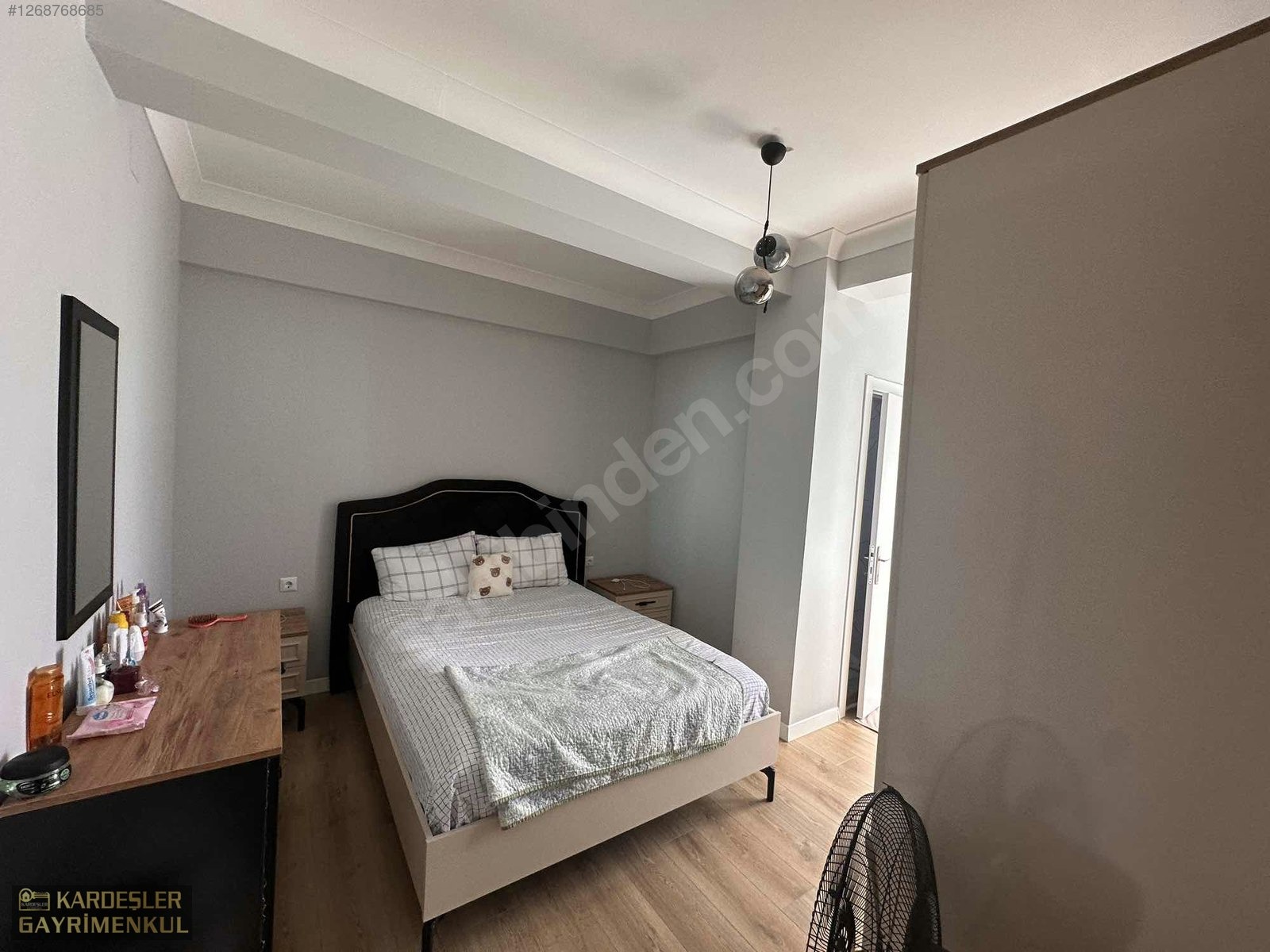 EFENDİDE SATILIK SİTE İÇERİSİNDE 2+1 GENİŞ FERAH AYDINLIK DAİRE - MANİSA AKHİSAR fotoğraf 5