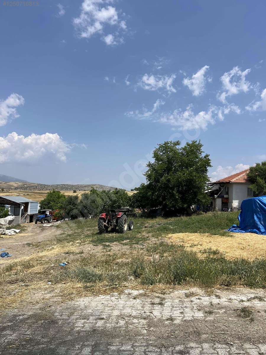 Antalya / Korkuteli / Küçükköy Mahallesinde 420 m² SATILIK ARSA  - ANTALYA KORKUTELİ fotoğraf 2