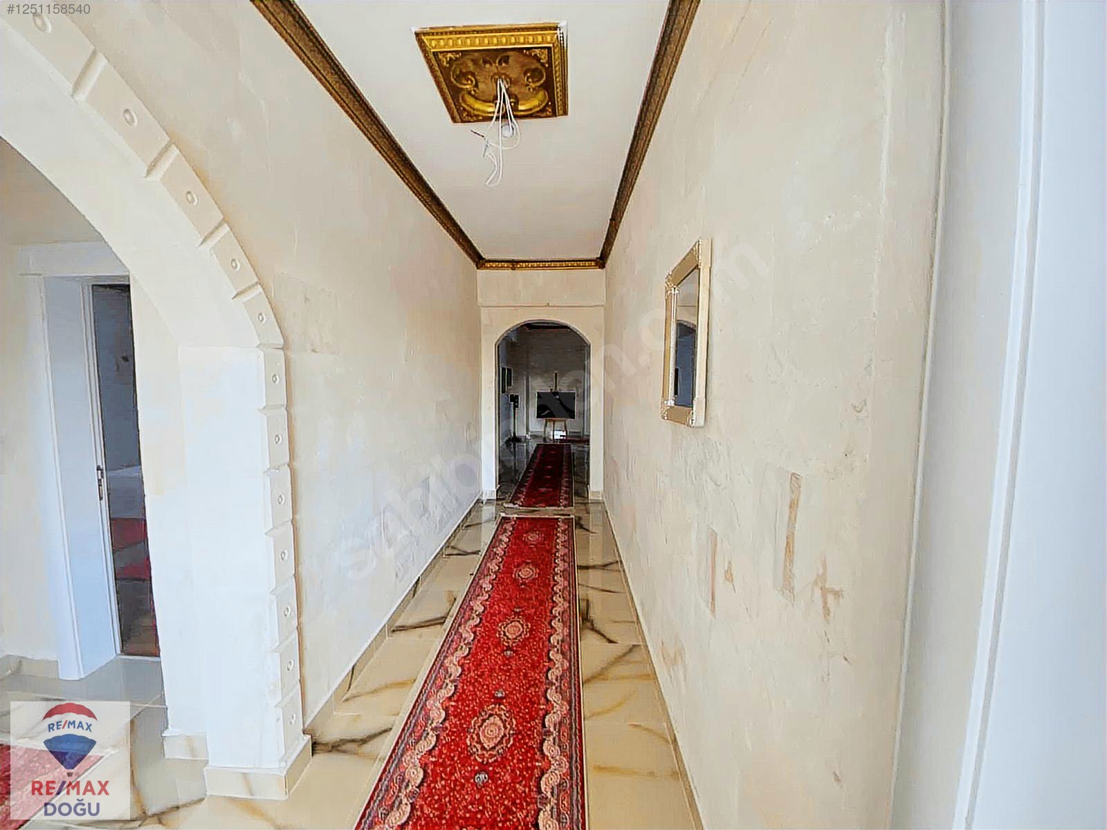 REMAX DOĞUDAN SATILIK ULTRALÜX TAŞ KONAK - ELAZIĞ MERKEZ fotoğraf 10