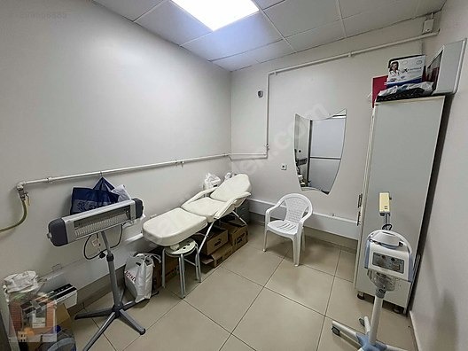 DARICA MERKEZDE CADDE ÜZERİ SATILIK DÜKKAN İŞYERİ - KOCAELİ DARICA fotoğraf 2