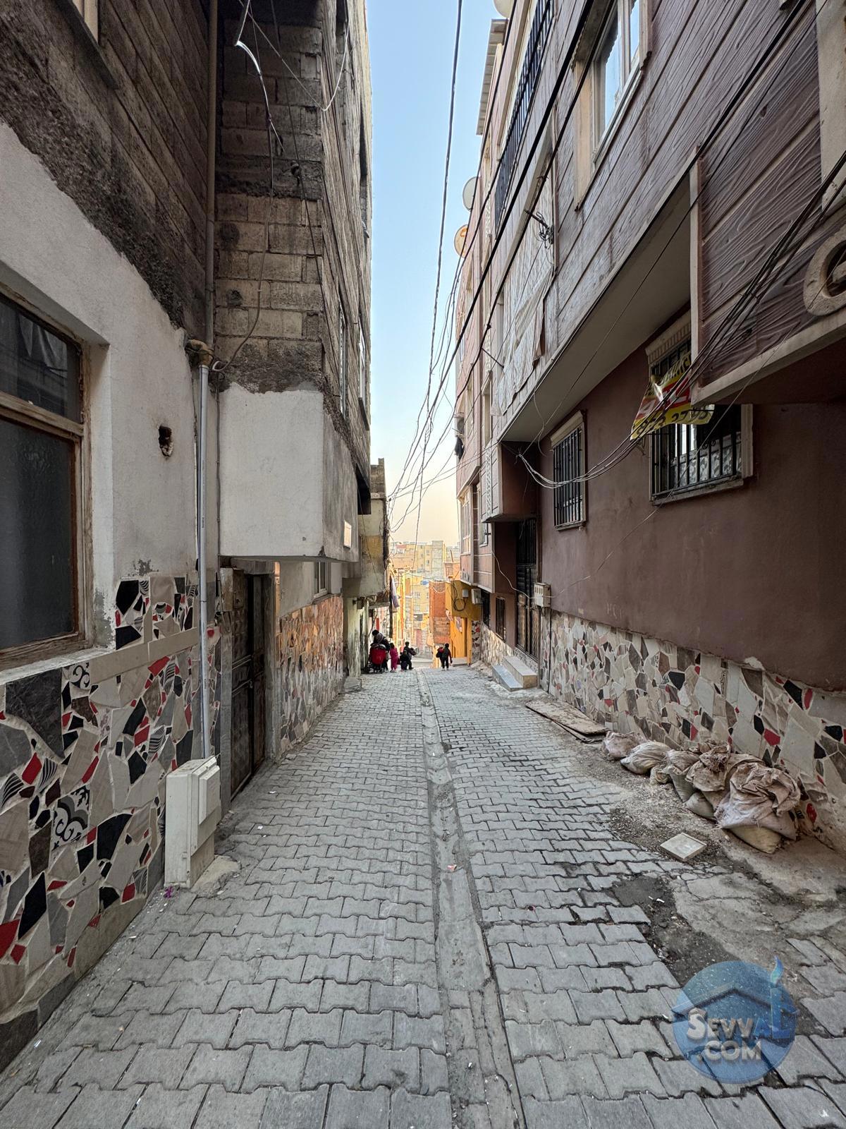  BAĞLARBAŞI YAVUZ SELİM MAH. YÜKSEK GİRİŞ KAT 3 ODALI SATILIK DAİRE - ŞANLIURFA HALİLİYE fotoğraf 19