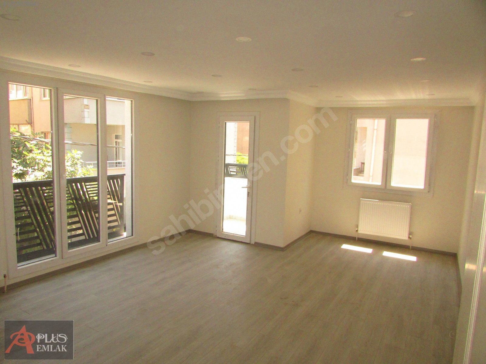 KAPALI OTOPARKLI HER KATTA TEK DAİRE 3+1 140M2 ARAKAT 7500000TL - İSTANBUL SANCAKTEPE fotoğraf 3