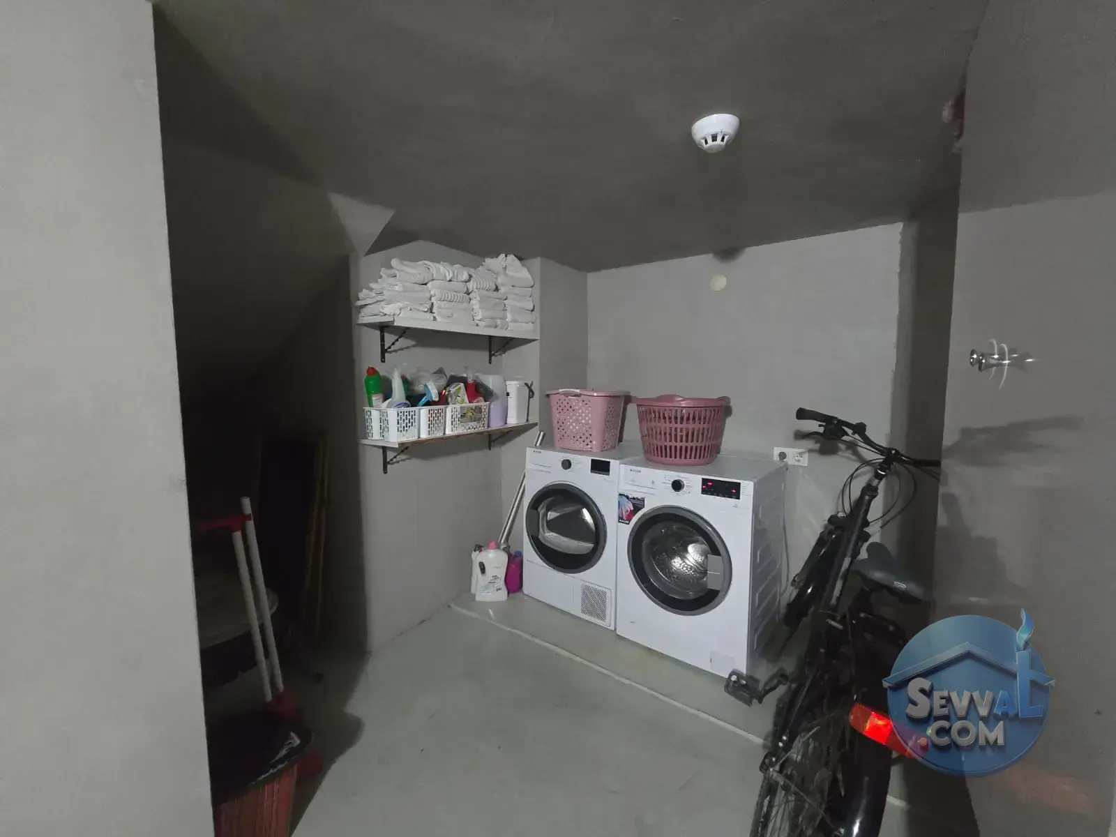 SELÇUK ATATÜRK MAHALLESINDE SATILIK HOSTEL KULLANIMLI BINA - İZMİR SELÇUK fotoğraf 6