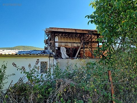 Cadde Emlaktan asfaltın kenarında satılık arsa ve tavuk çiftliği - KARABÜK ESKİPAZAR fotoğraf 9