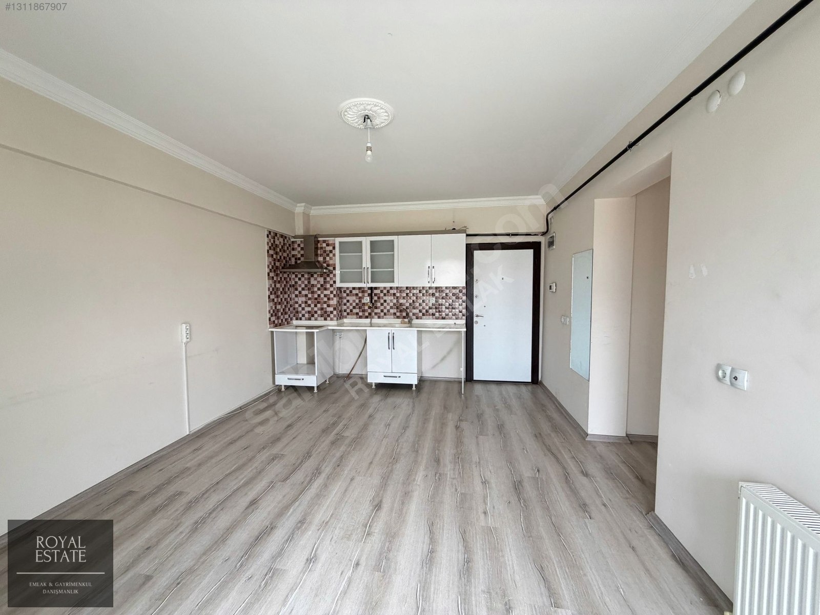 ROYAL EMLAKTAN BAHÇELERİÇİNDE KİRALIK 1+1 DAİRE - AMASYA MERKEZ fotoğraf 16