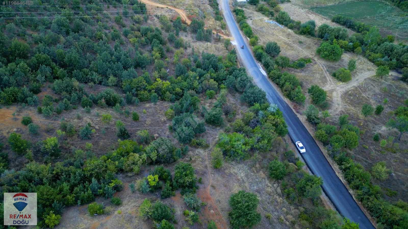 REMAX DOĞUDAN GEZİN'DE GÖL MANZARALI ARAZİ - ELAZIĞ MADEN fotoğraf 7
