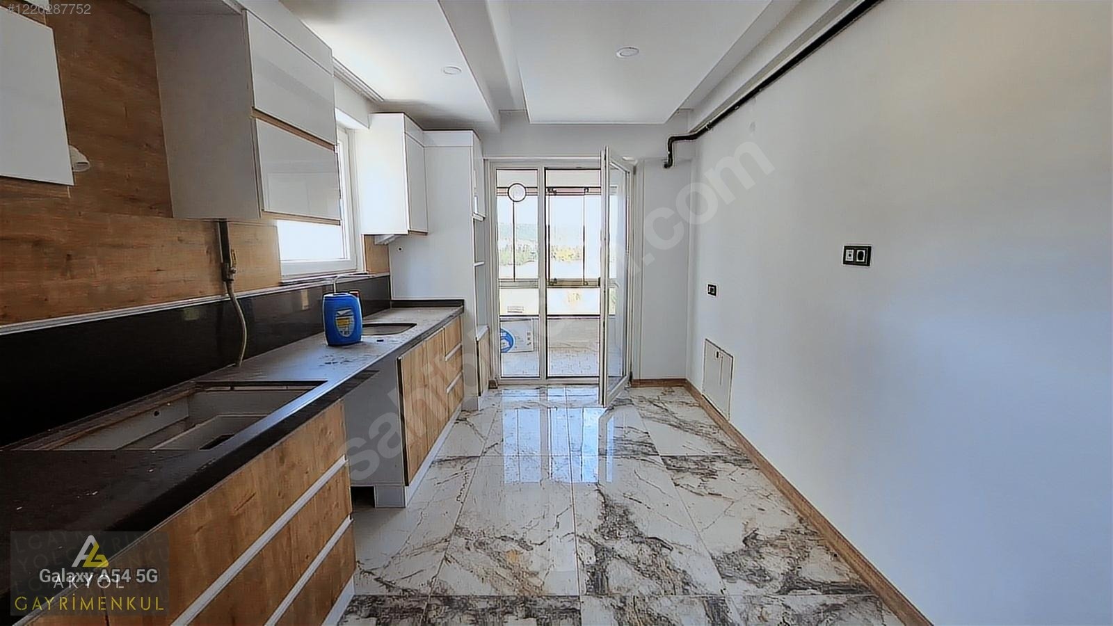 AKYOL'DAN ZAFERTEPEDE SATILIK GARAJLI 3+1 DAİRE - KÜTAHYA MERKEZ fotoğraf 24
