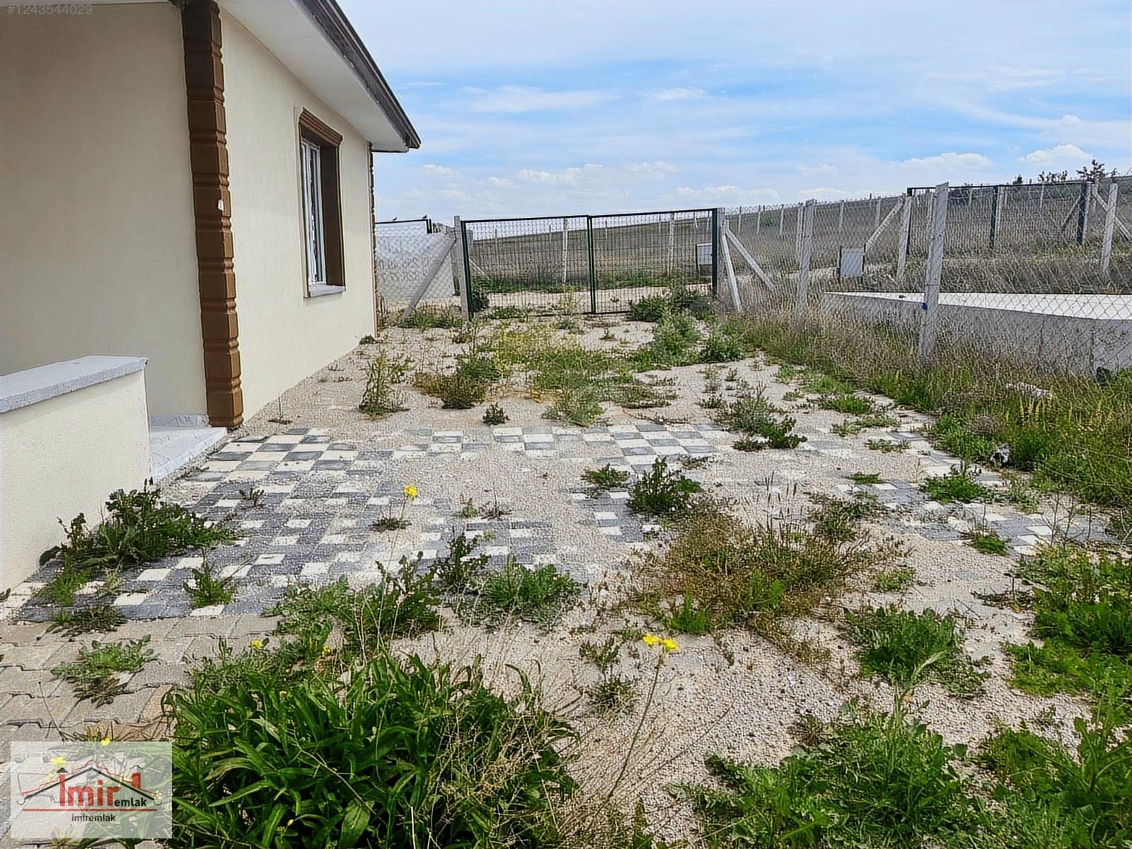 İMİR EMLAK'TAN SİRKELİ KARAKÖY DE 500m2 BAHÇE 2+1 EVLİ YER - ANKARA PURSAKLAR fotoğraf 19