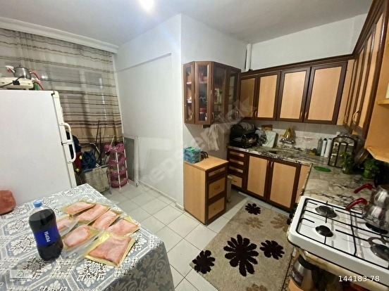 KARDEŞ GAYRİMENKULDEN MERKEZE YAKIN KONUMDA 3+1 GENİŞ DAİRE - KOCAELİ KARAMÜRSEL fotoğraf 8