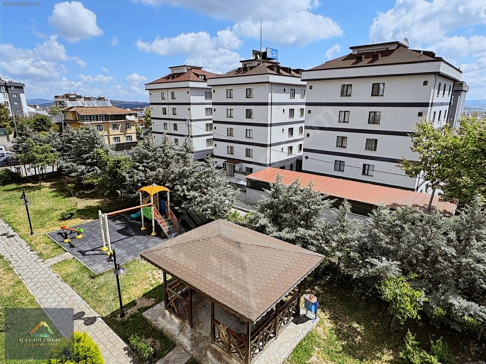 YAŞAM'DAN FOREST LİFE SİTESİ 3+1 E. BANYOLU KİLERLİ LÜKS DAİRE - İSTANBUL SULTANBEYLİ fotoğraf 6