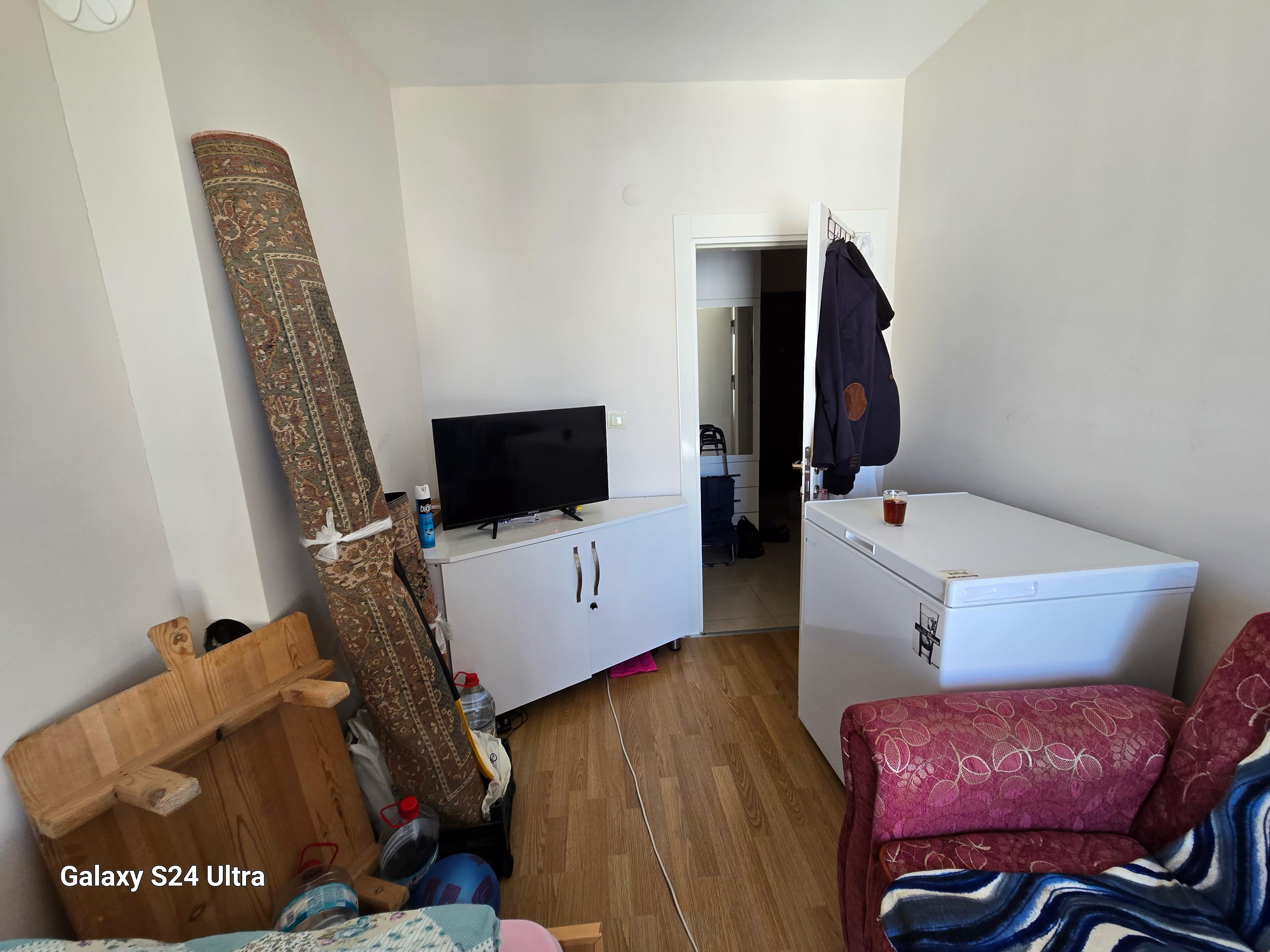 ATAKENT MAHALLESİNDE SATILIK SİTE İÇERİSİNDE EŞYASIZ DAİRE - MERSİN SİLİFKE fotoğraf 9