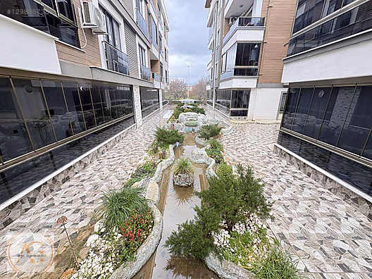 ARYA'DAN MERKEZİ KONUM'DA SATILIK ARAKAT ÖN CEPHE 1+1 DAİRE - BALIKESİR EDREMİT fotoğraf 3