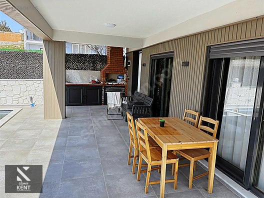Bornova Yakaköy Satılık 3+1 Kış Bahçeli 140m2 Havuzlu Villa - İZMİR BORNOVA fotoğraf 11
