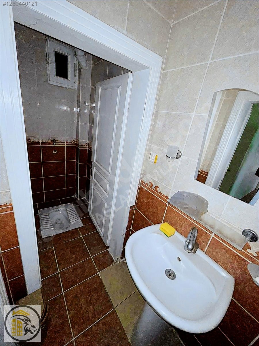 ASLAN EMLAK'TAN FATİH MAH. MERKEZDE GENİŞ SATILIK 3+1 DAİRE - KÜTAHYA MERKEZ fotoğraf 9