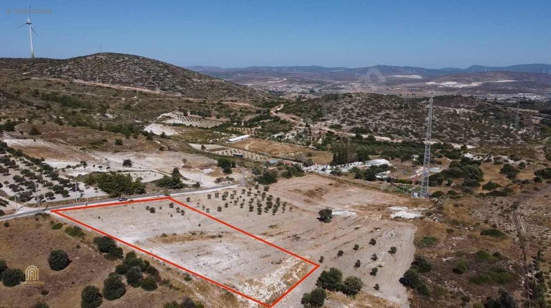ALTINTAŞ'TAN SATILIK SİT BOŞLUĞUNDA EV YAPMAYA HAZIR TEK TAPU - İZMİR ÇEŞME fotoğraf 3
