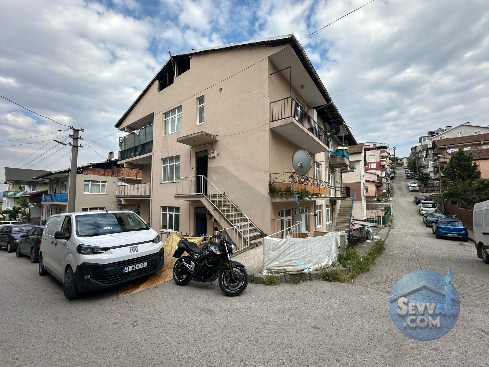 CAN EMLAK - DONANMA MAH '' İÇİ SIFIR YAPILMIŞ '' 3+1 145 M2 - Kocaeli Gölcük fotoğraf 12