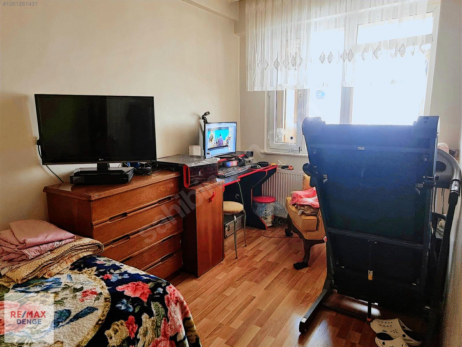 İKİ AİLENİN YAŞAMASINA UYGUN SATILIK DUBLEKS DAİRE - İSTANBUL BAYRAMPAŞA fotoğraf 13