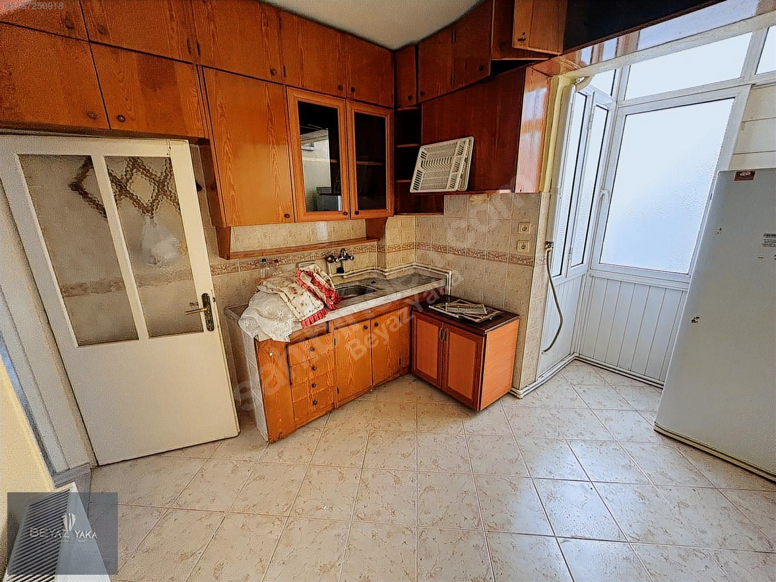 BEYAZYAKA'DAN GAZİOSMANPAŞA MAH. 3+1 ARAKAT DAİRE SATILIK - İZMİR BERGAMA fotoğraf 3